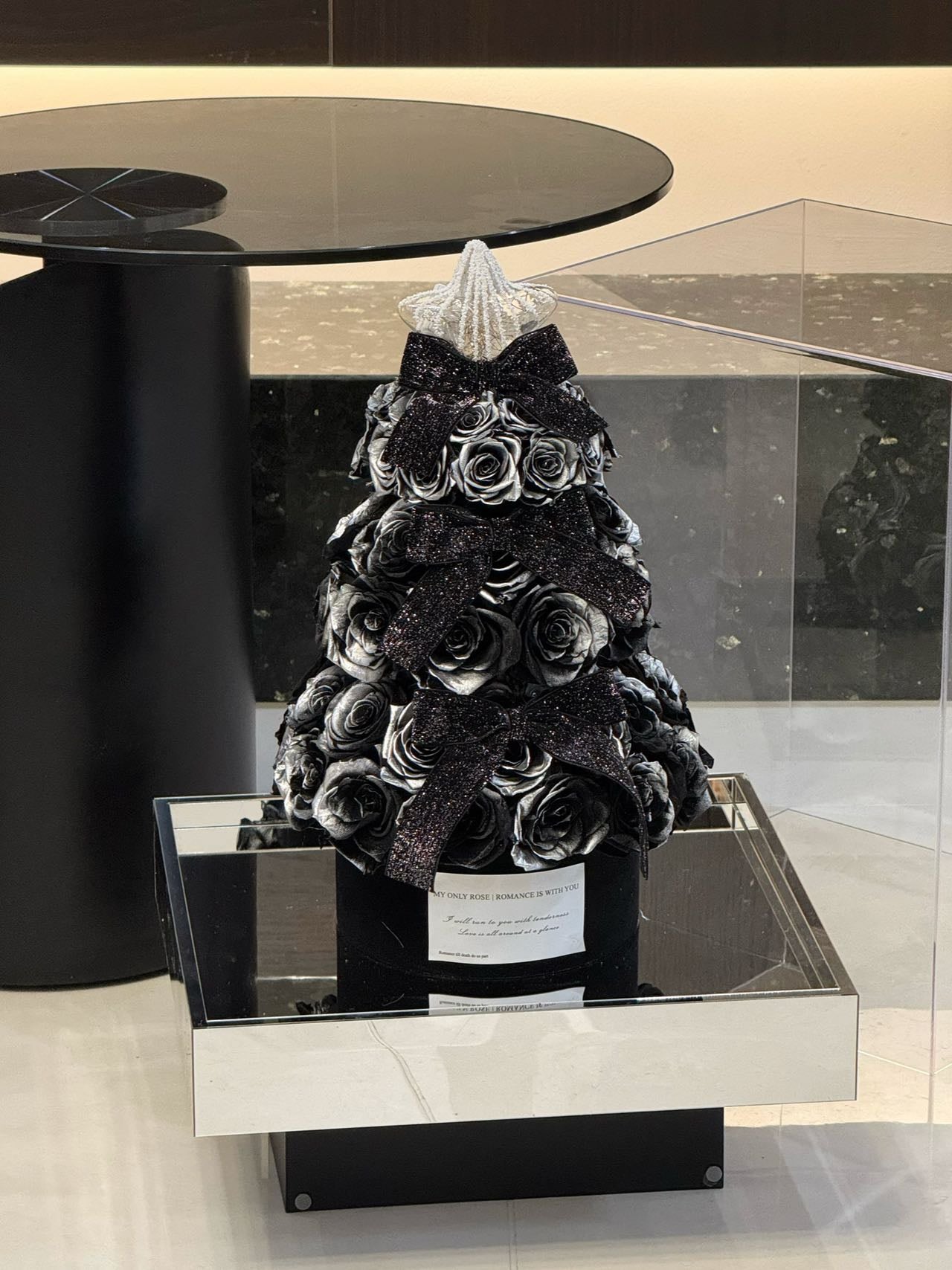 Flaurea Preserved Roses Christmas Tree