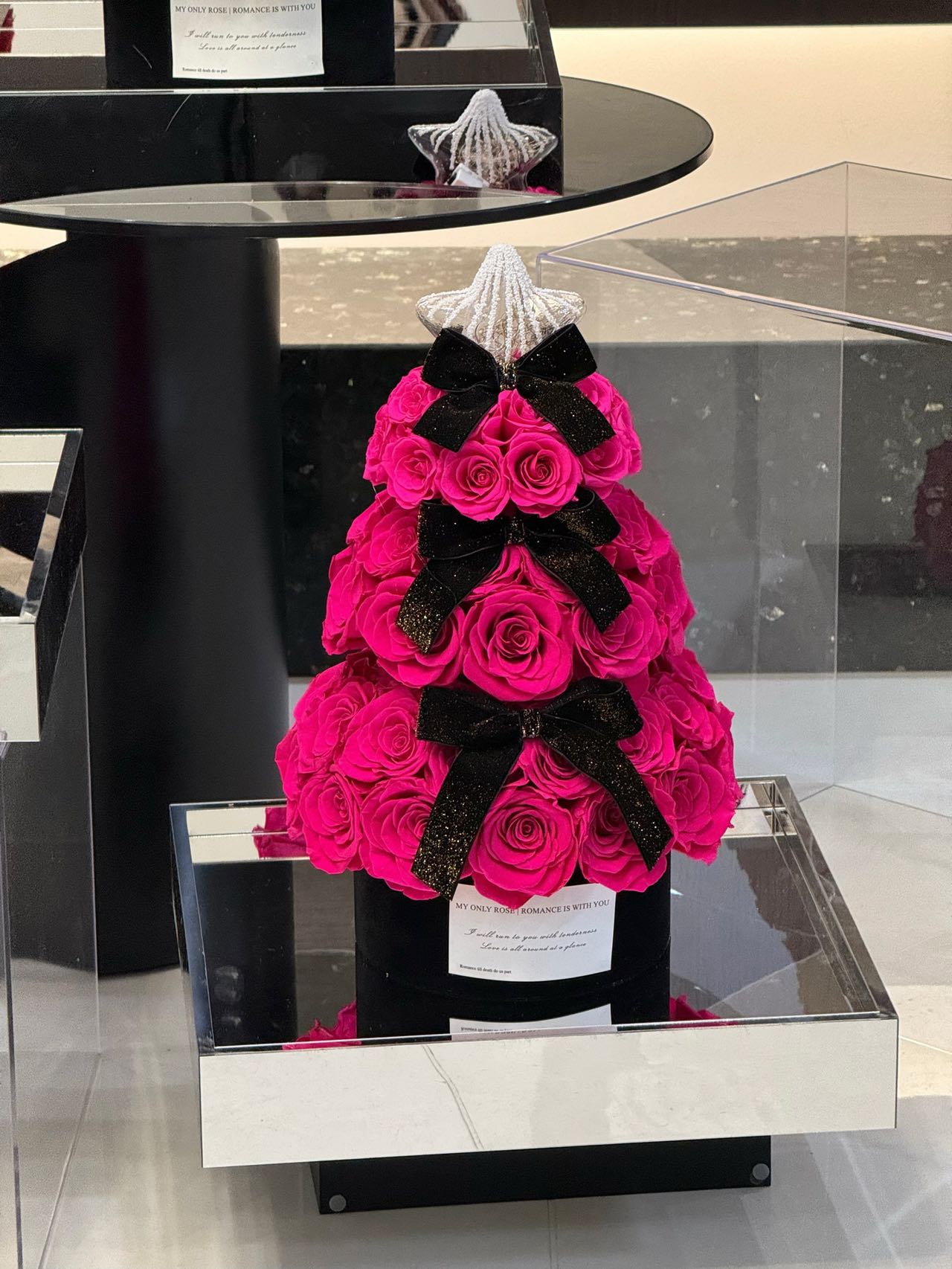 Flaurea Preserved Roses Christmas Tree