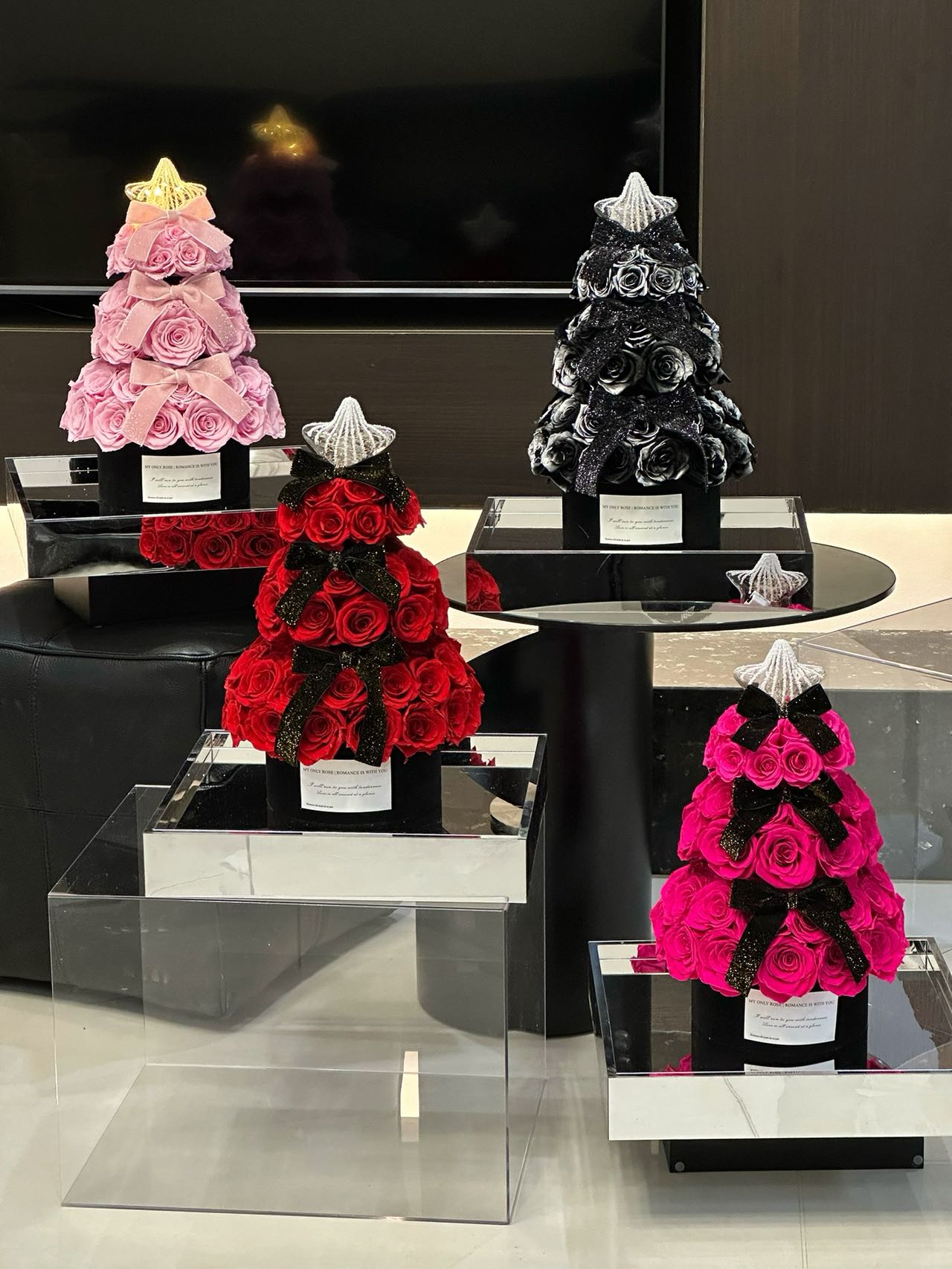 Flaurea Preserved Roses Christmas Tree